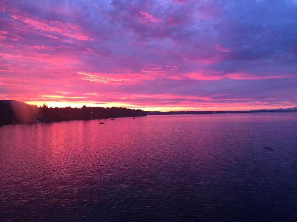 Vancouver Island Castle Cove Inn Шемейнюс Екстериор снимка